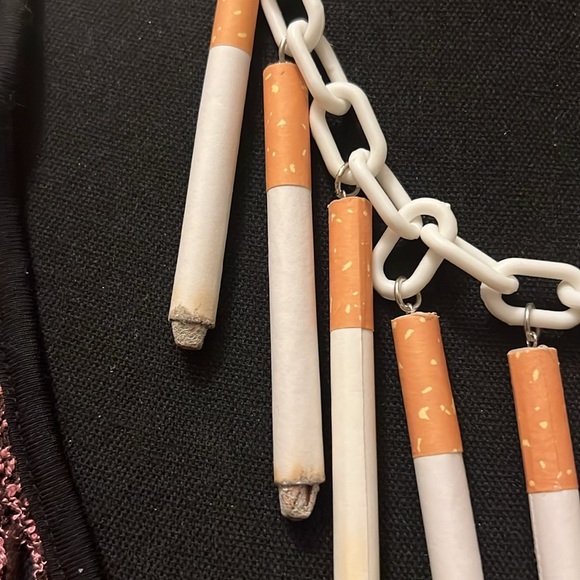 Vintage Strand of Faux Cigarettes 20” White Plastic Chain Necklace - Picture 4 of 9